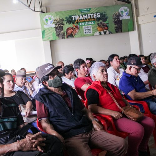 Familias campesinas de Icononzo recibieron nuevos biodigestores de Cortolima