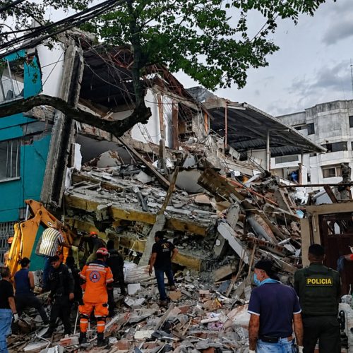 Colombia decreta tres días de duelo por víctimas del terremoto