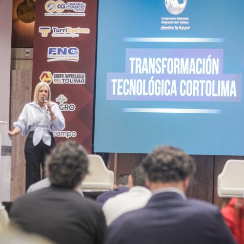 Éxito: de 455 a 17 días se redujeron los tiempos de respuesta en trámites de Cortolima