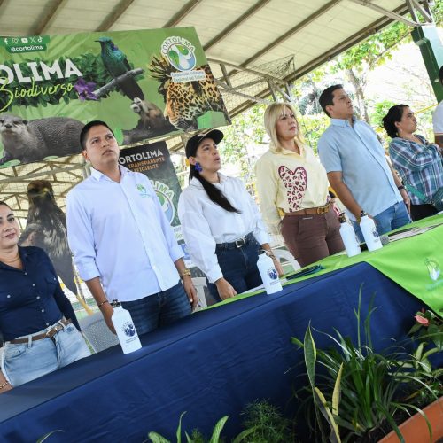 Estufas ecoeficientes, hornilla panelera y tratamiento de aguas: las nuevas inversiones de Cortolima en Rovira