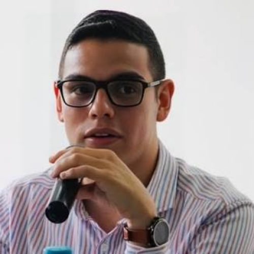 Secretario de Educación defendió su gestión tras presentar renuncia protocolaria