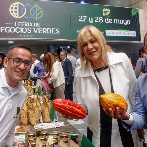 “Los negocios verdes son los negocios del futuro”: Olga Lucía Alfonso Iannini en el Congreso de la República